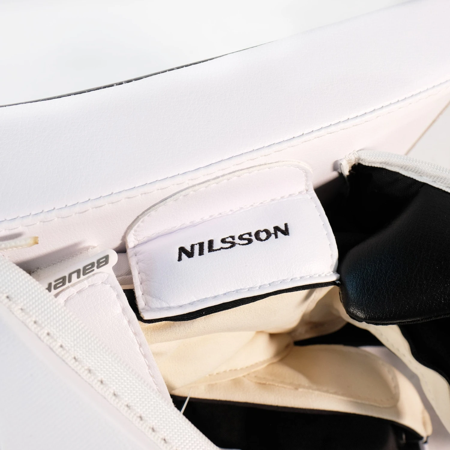 Bauer Vapor NHL Custom Senior Goalie Catcher & Blocker Set - Pro Stock - Anders Nilsson - Image 3