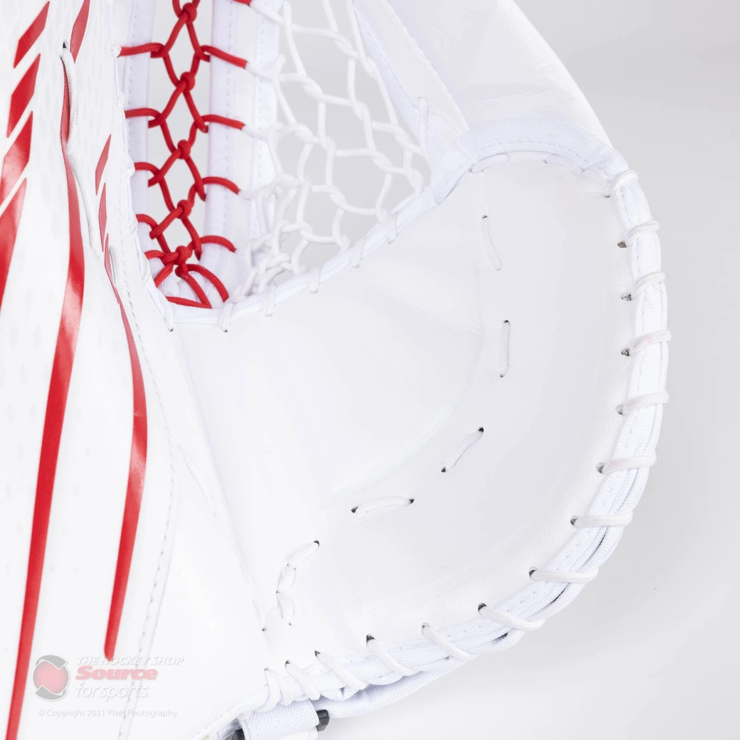 Bauer Vapor HyperLite Senior Goalie Catcher - Image 6