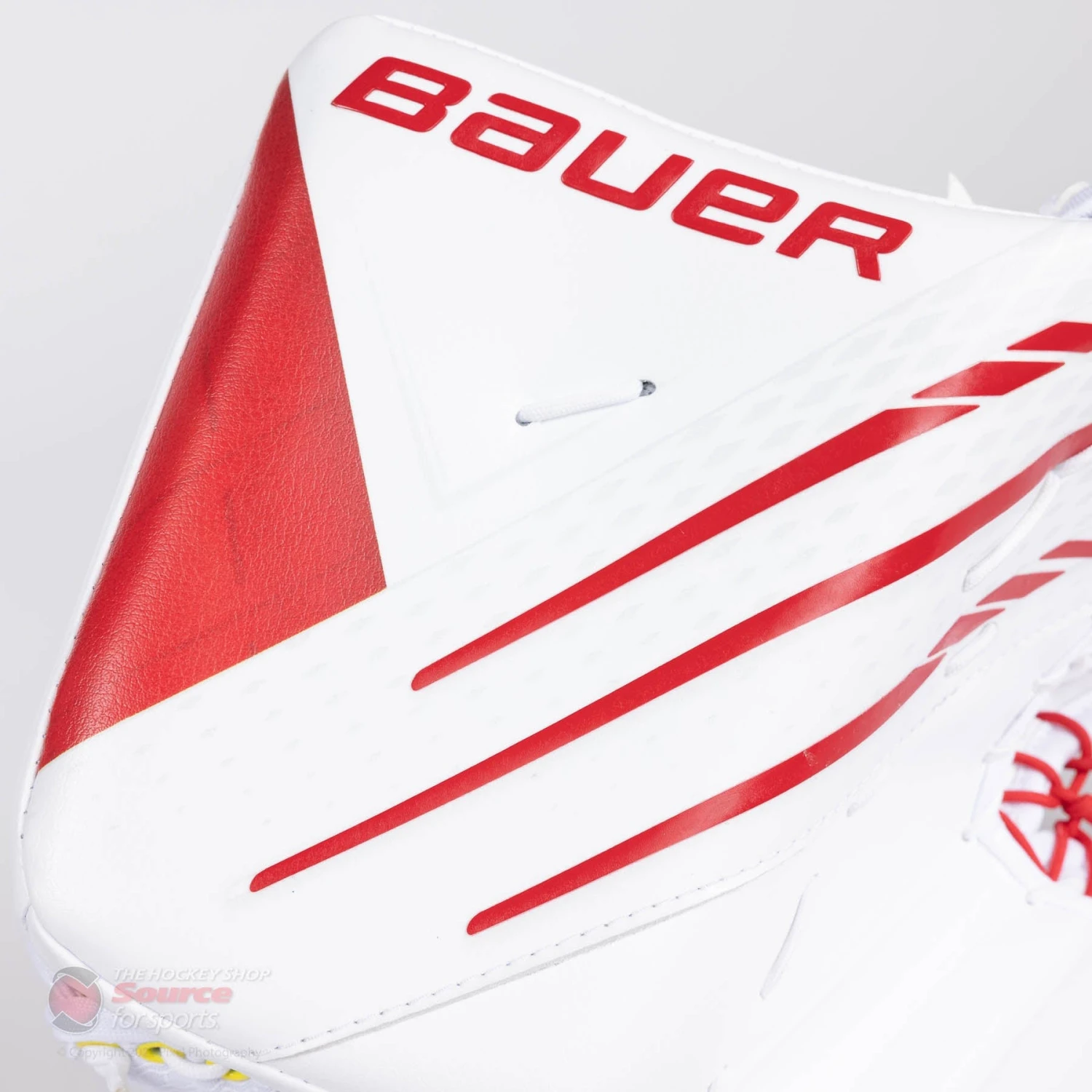 Bauer Vapor HyperLite Senior Goalie Catcher - Image 3