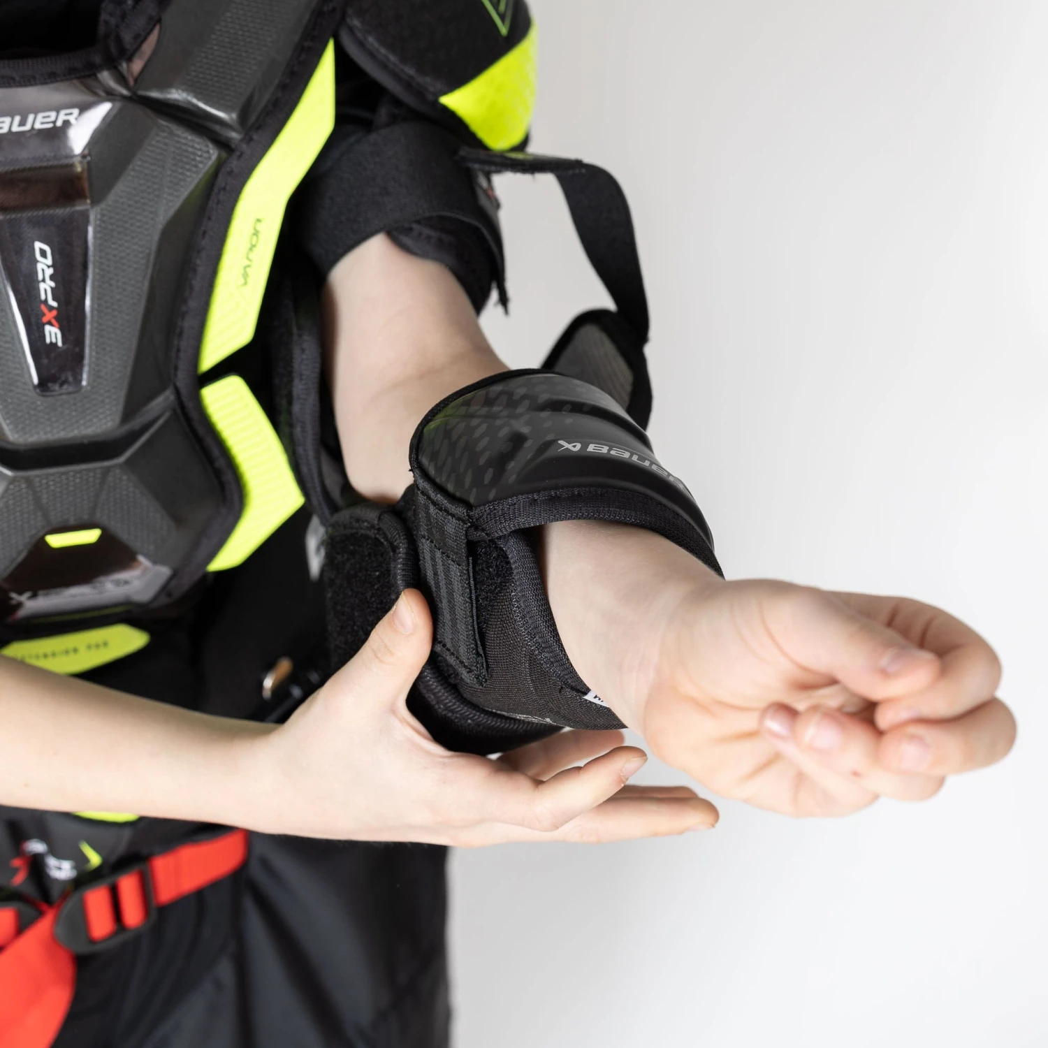 Bauer Vapor 3X Pro Junior Hockey Elbow Pads - Image 9