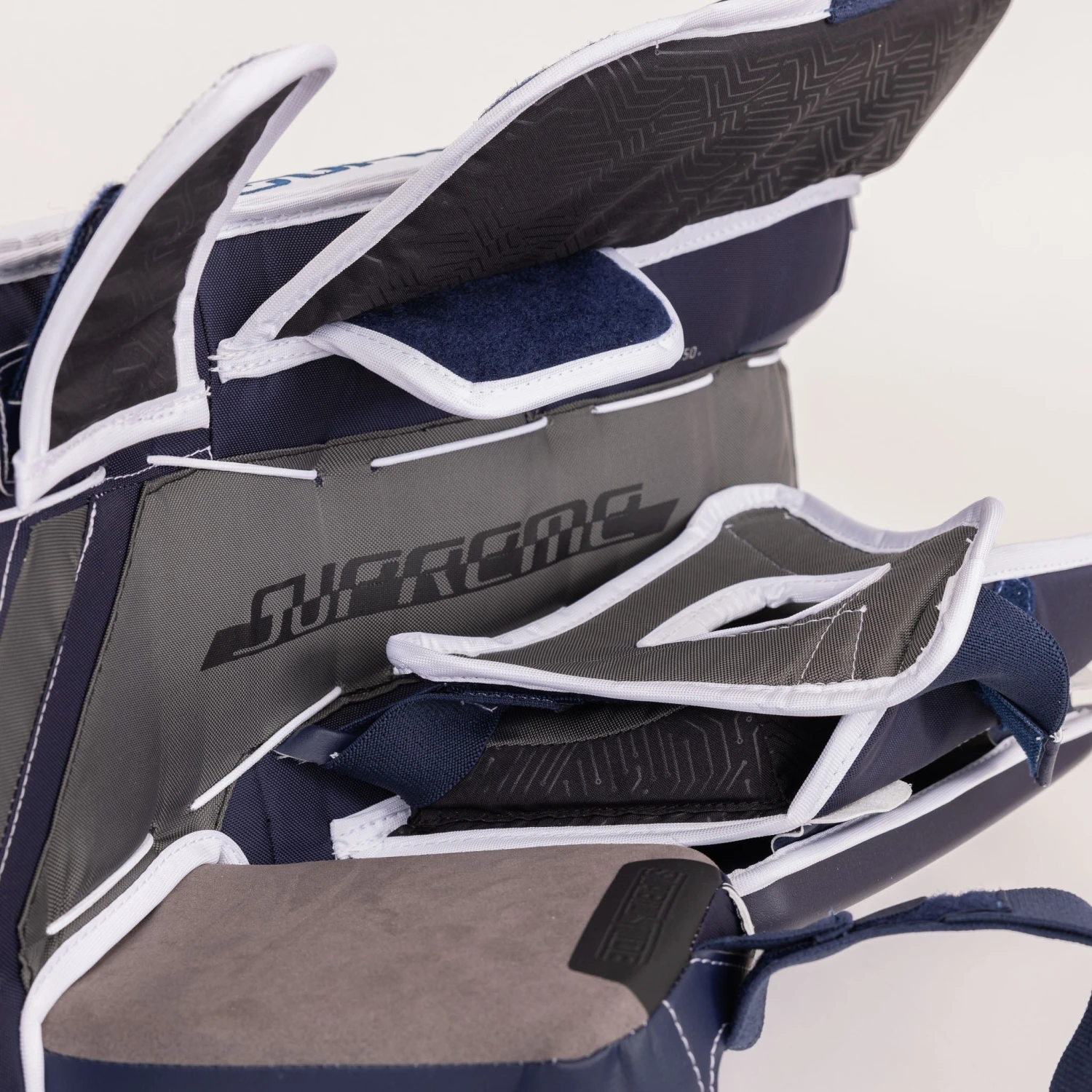 Bauer Supreme M5 Pro Senior Goalie Leg Pads - Image 20