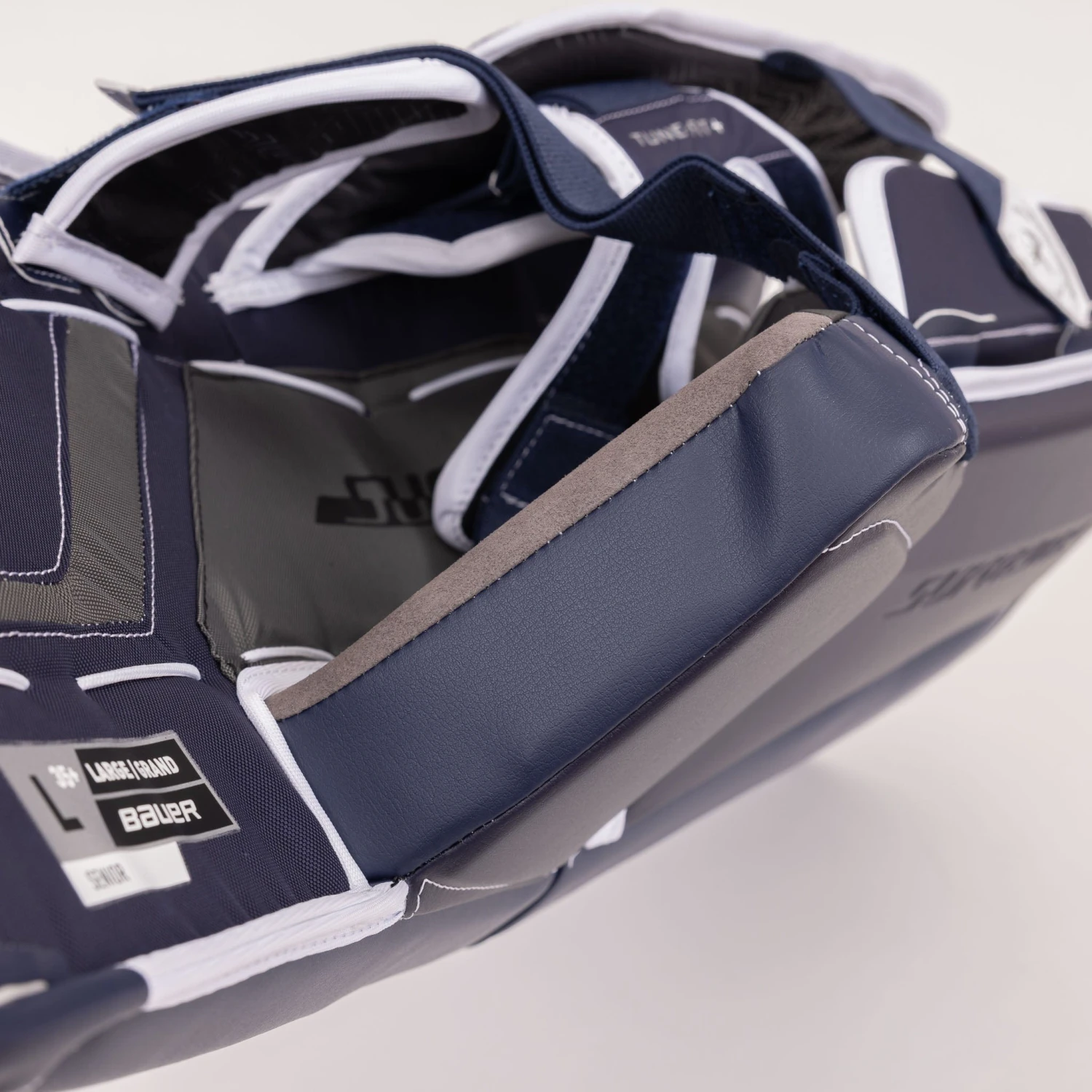 Bauer Supreme M5 Pro Senior Goalie Leg Pads - Image 10