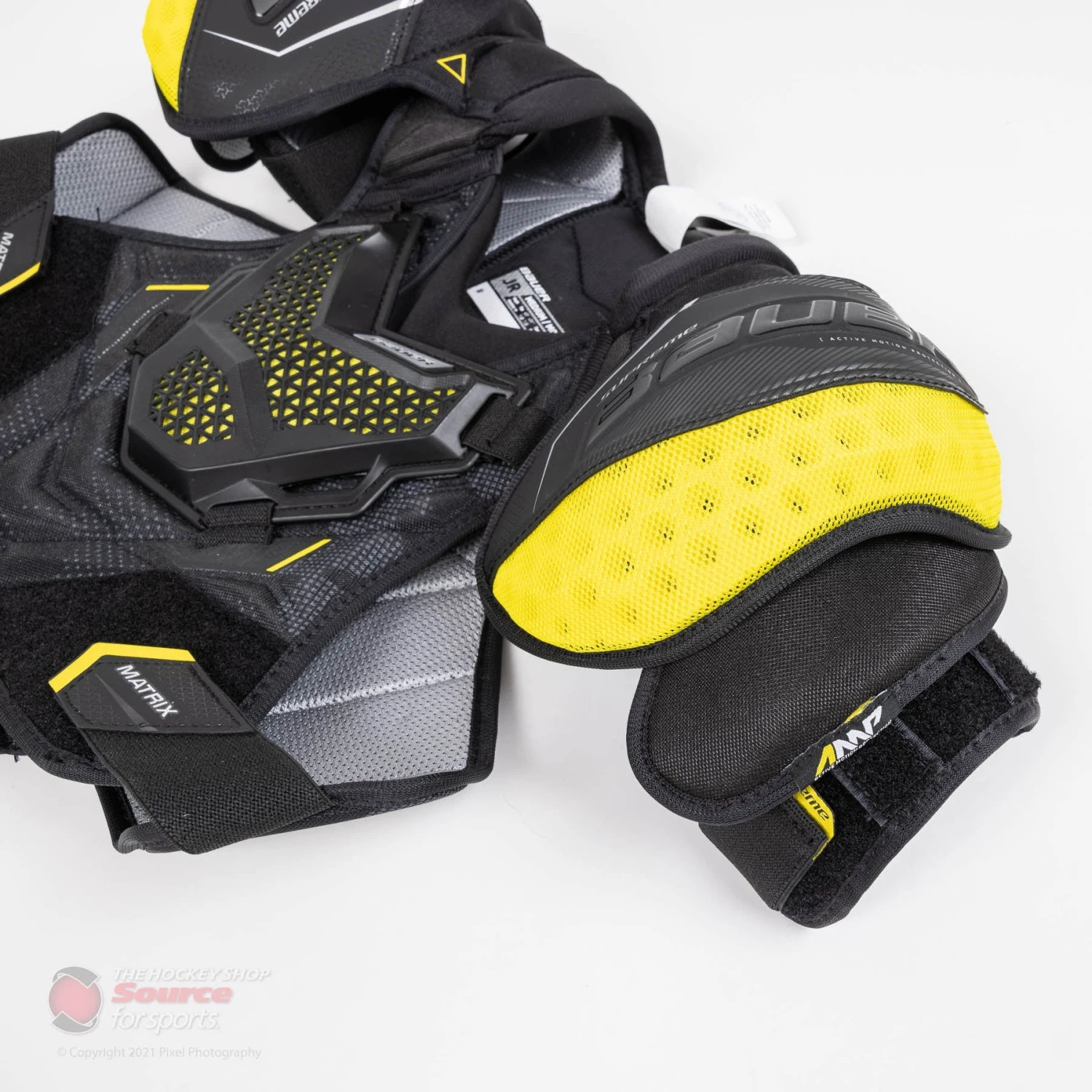 Bauer Supreme Matrix Junior Hockey Shoulder Pads (2021) - Image 4