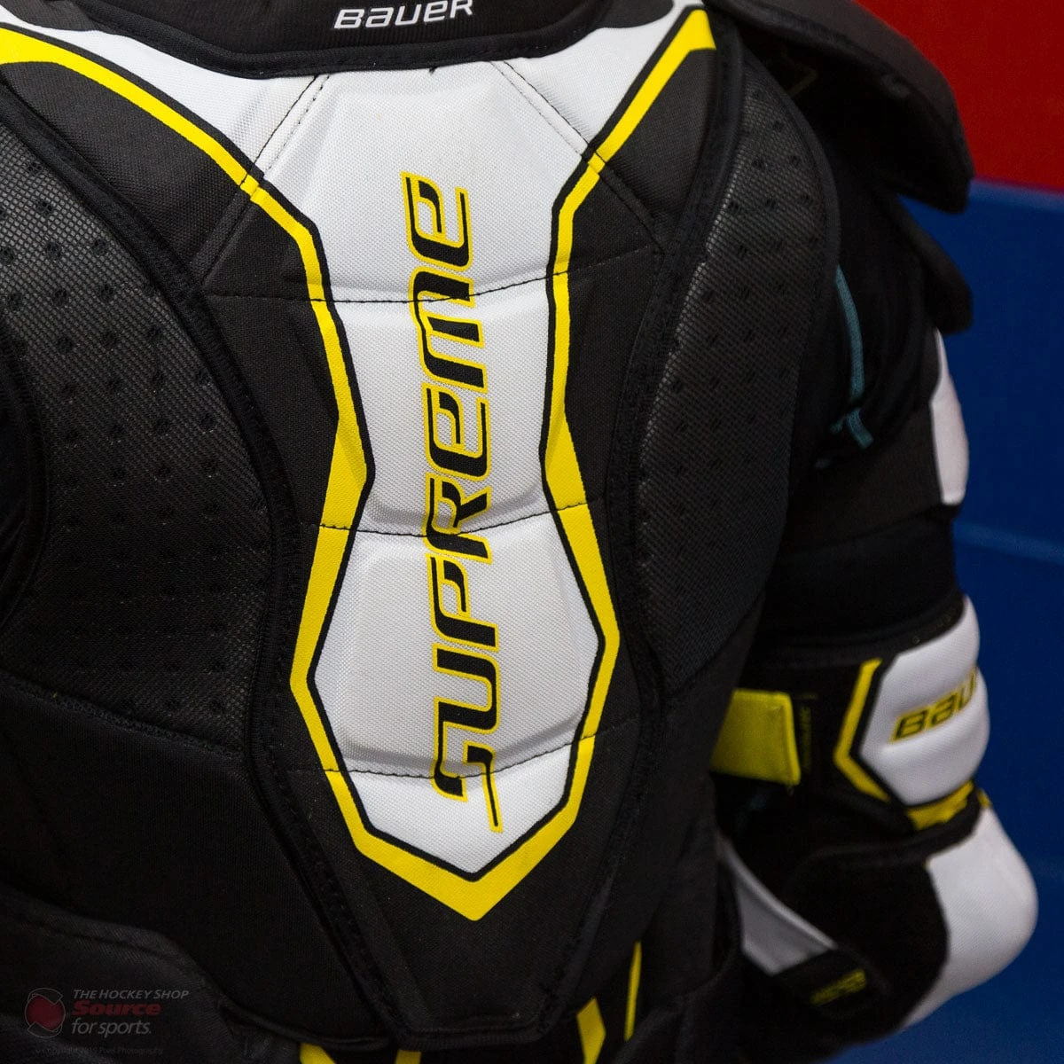 Bauer Supreme Matrix Senior Hockey Shoulder Pads (2019) - Image 5