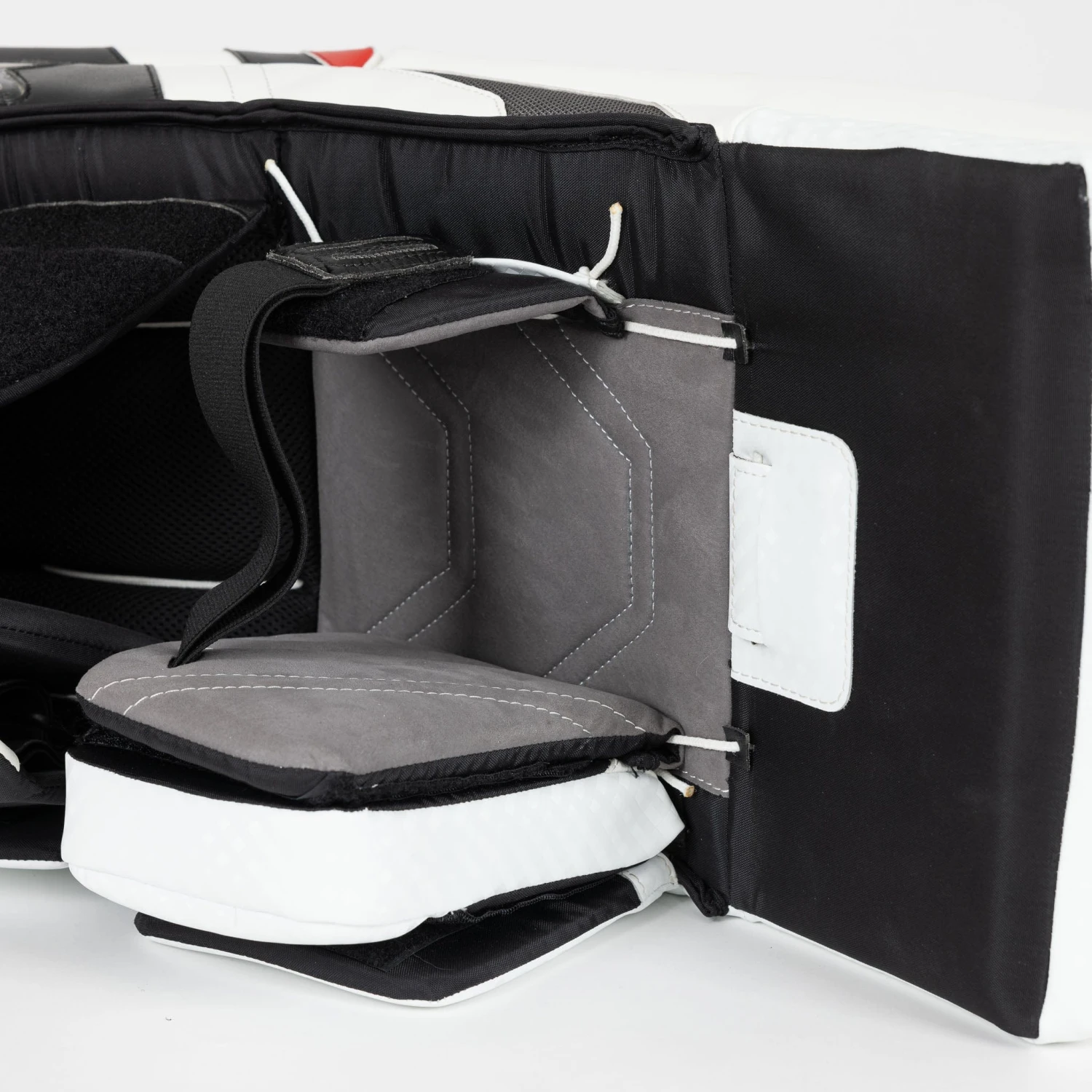 Brian's G-NETik X5 Junior Goalie Leg Pads - Image 11