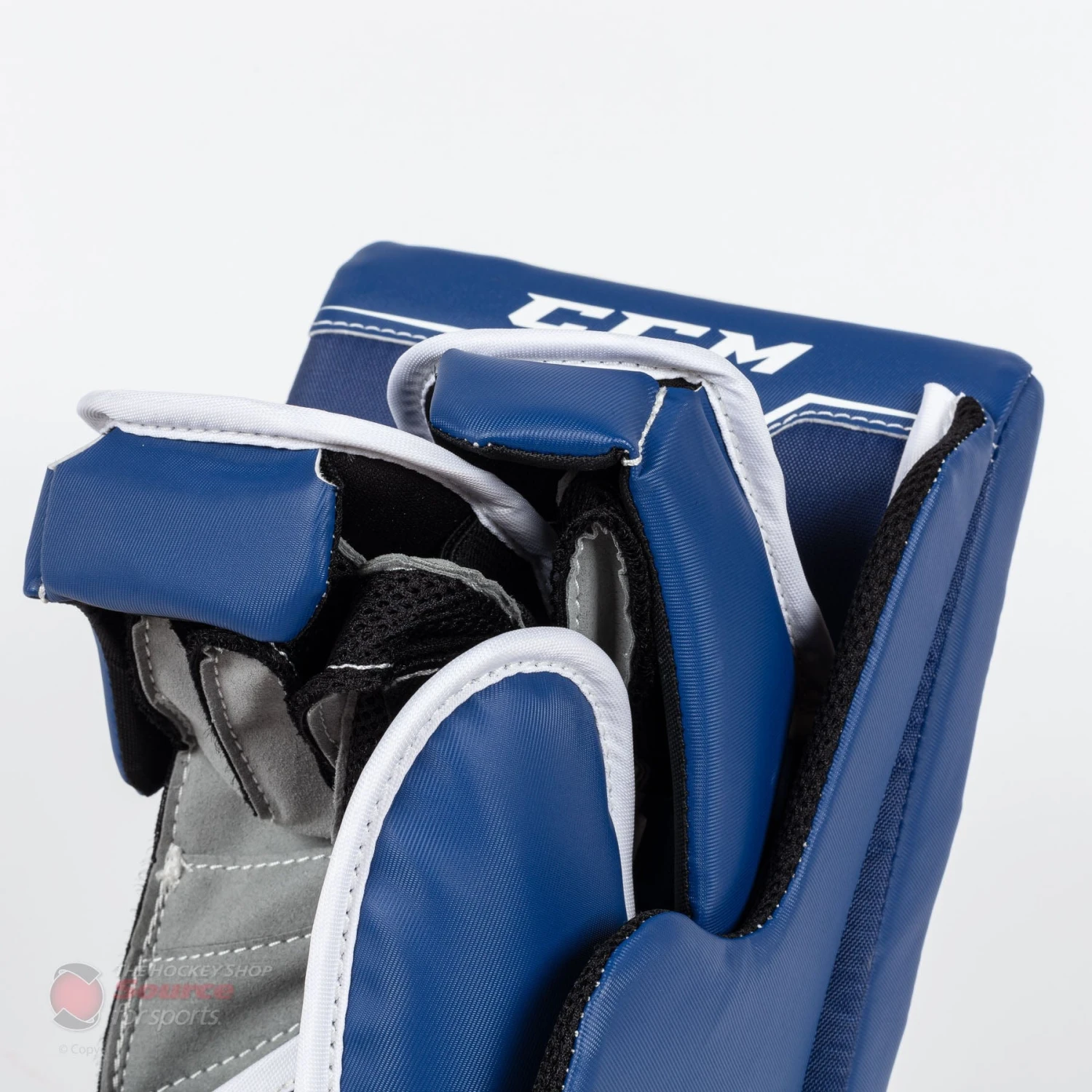 CCM Axis A1.5 Junior Goalie Blocker - Source Exclusive - Image 8