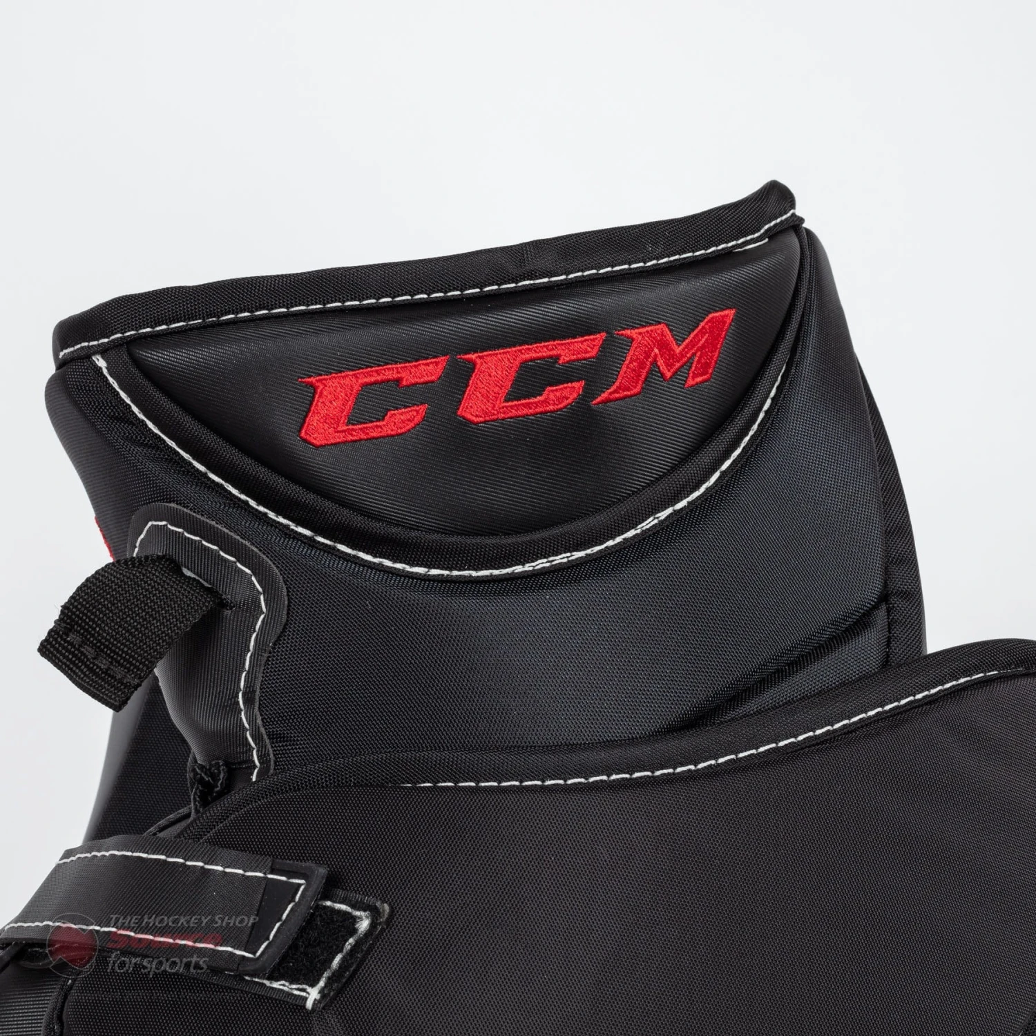 CCM Axis Senior Goalie Catcher - 600 Break Angle - Image 10