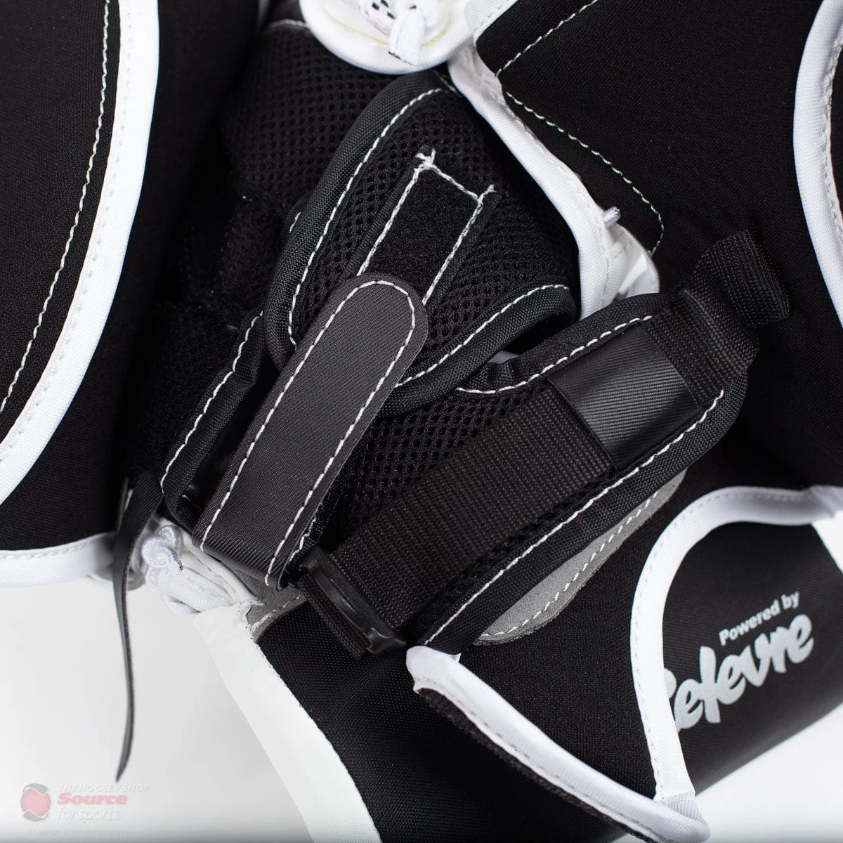 CCM Extreme Flex E4.5 Junior Goalie Catcher - Source Exclusive - Image 9