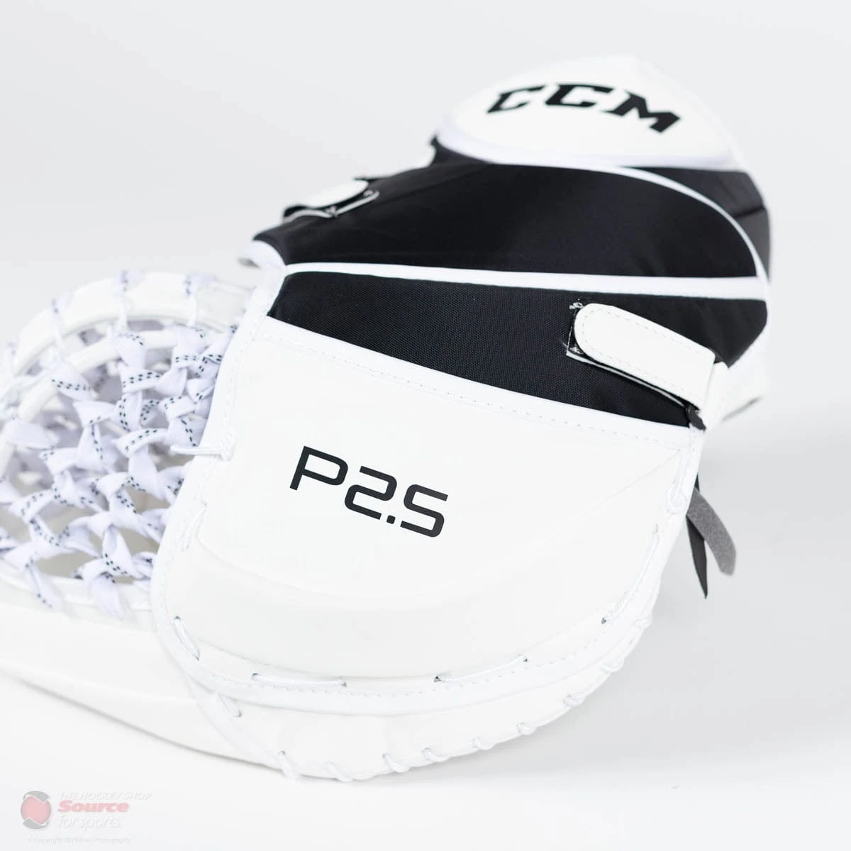 CCM Premier P2.5 Senior Goalie Catcher - Source Exclusive - Image 4