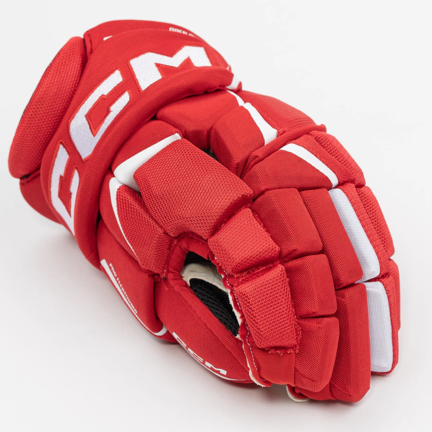 CCM Jetspeed FT6 Junior Hockey Gloves - Image 11