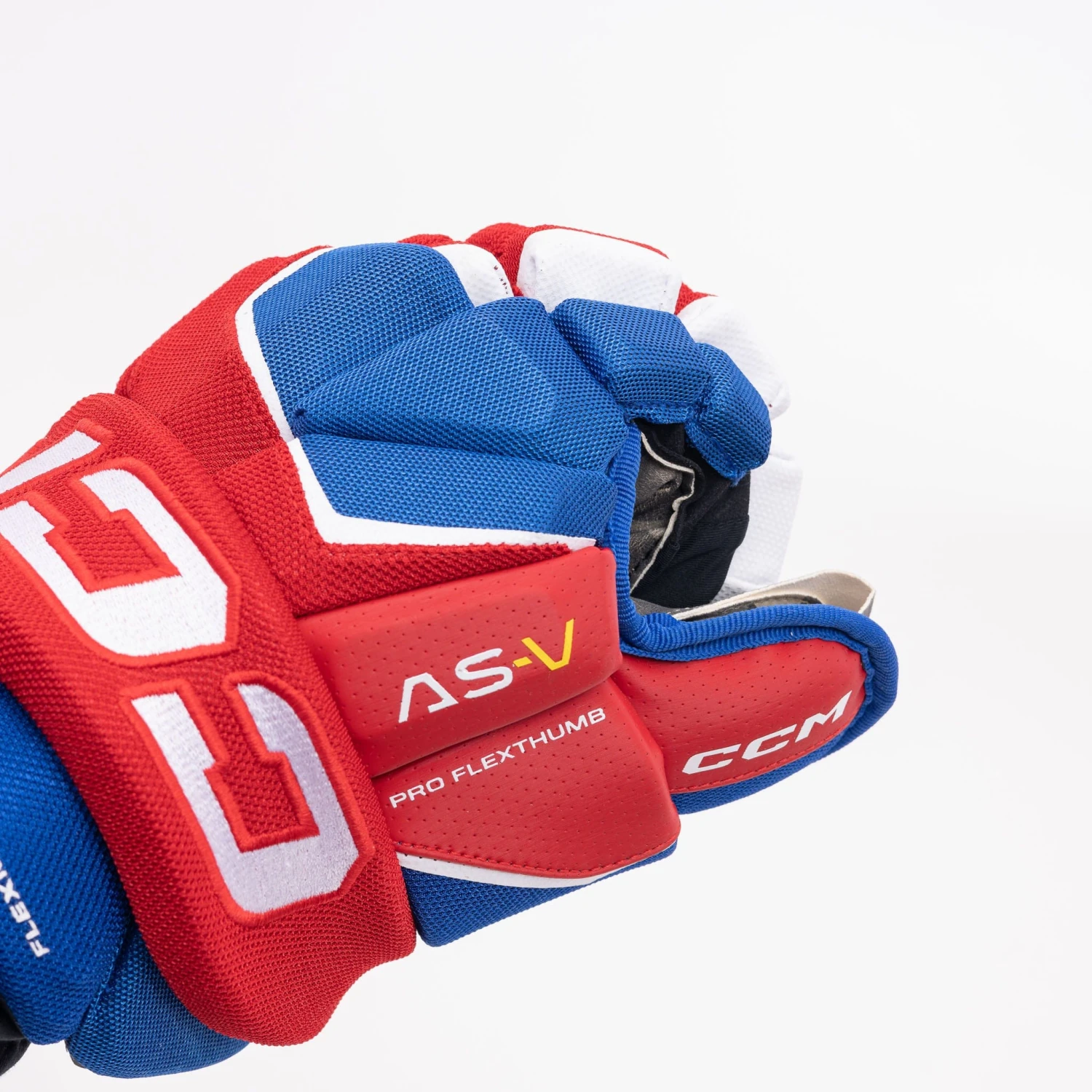 CCM Tacks AS-V Junior Hockey Gloves - Image 9