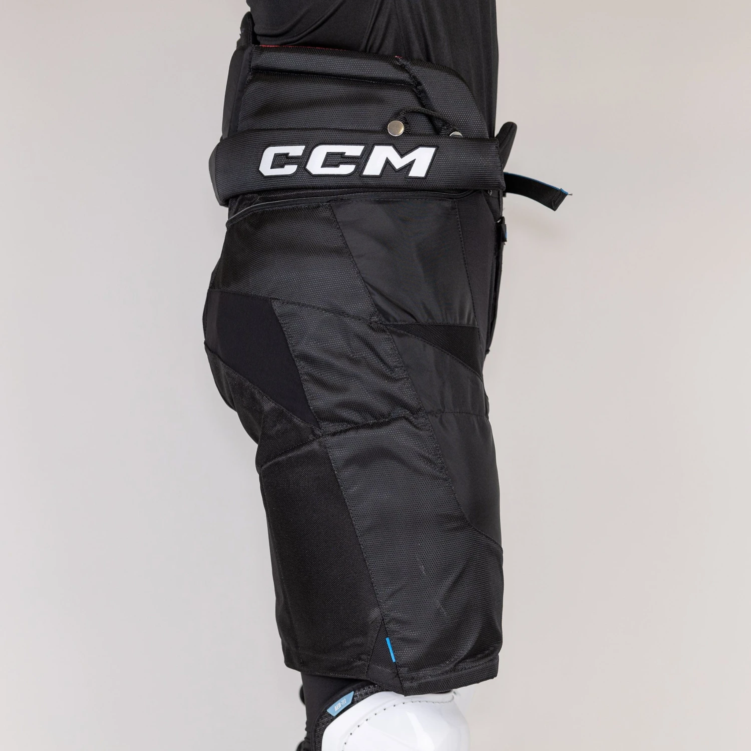 CCM Jetspeed FT6 Pro Senior Hockey Pants - Image 10