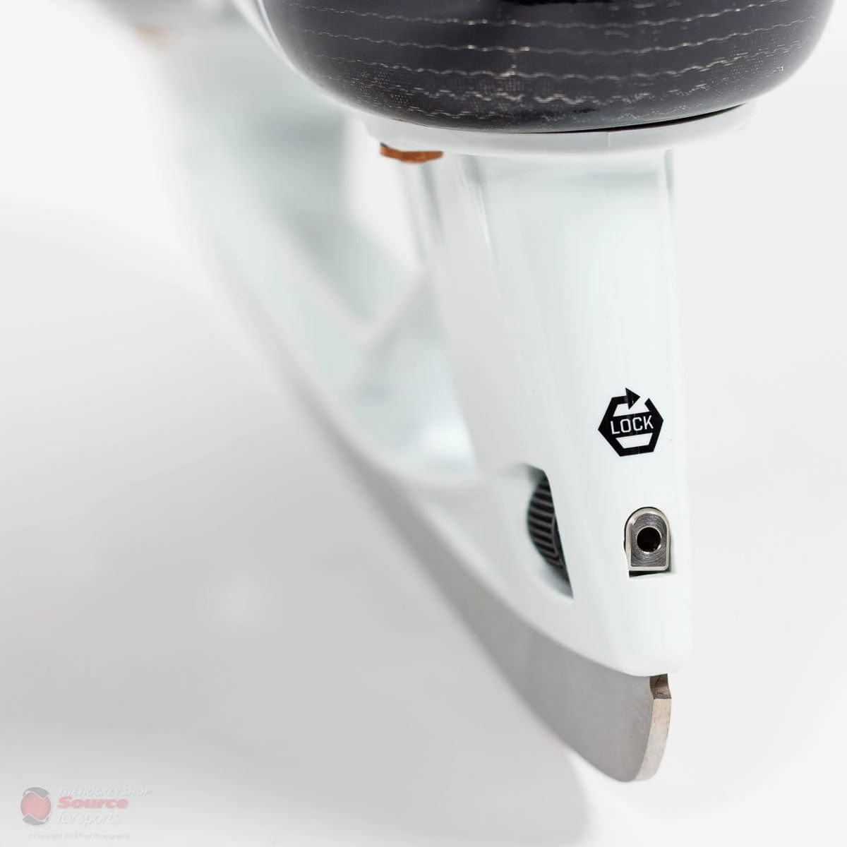 CCM Jetspeed FT490 Junior Hockey Skates - Image 13