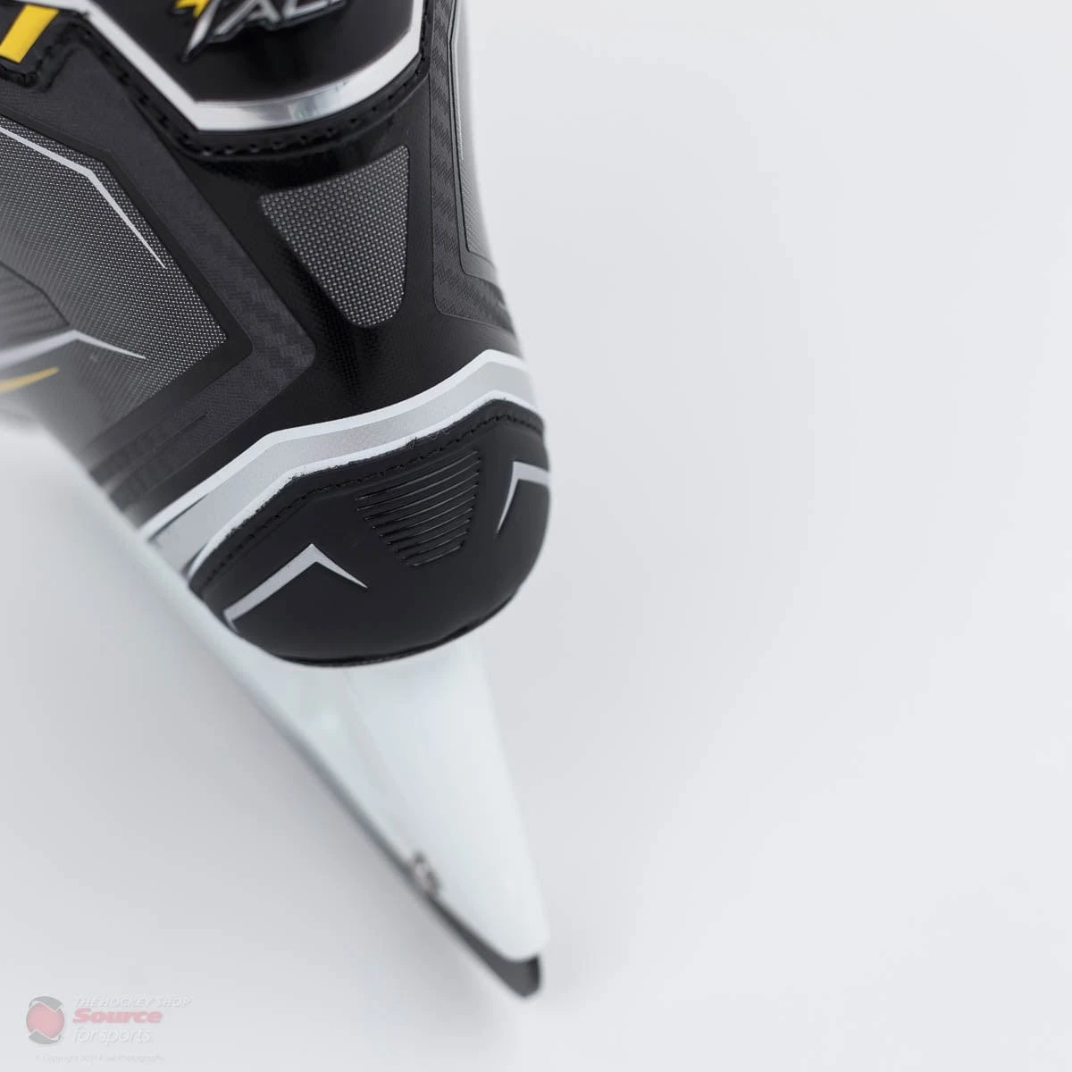 CCM Tacks 9090 Senior Hockey Skates - Image 6