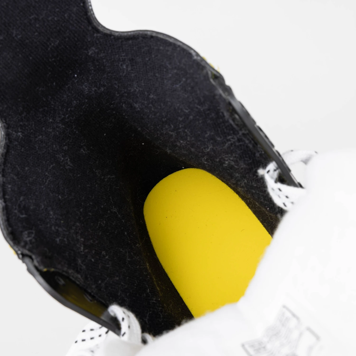 CCM Tacks AS550 Junior Hockey Skates - Image 13