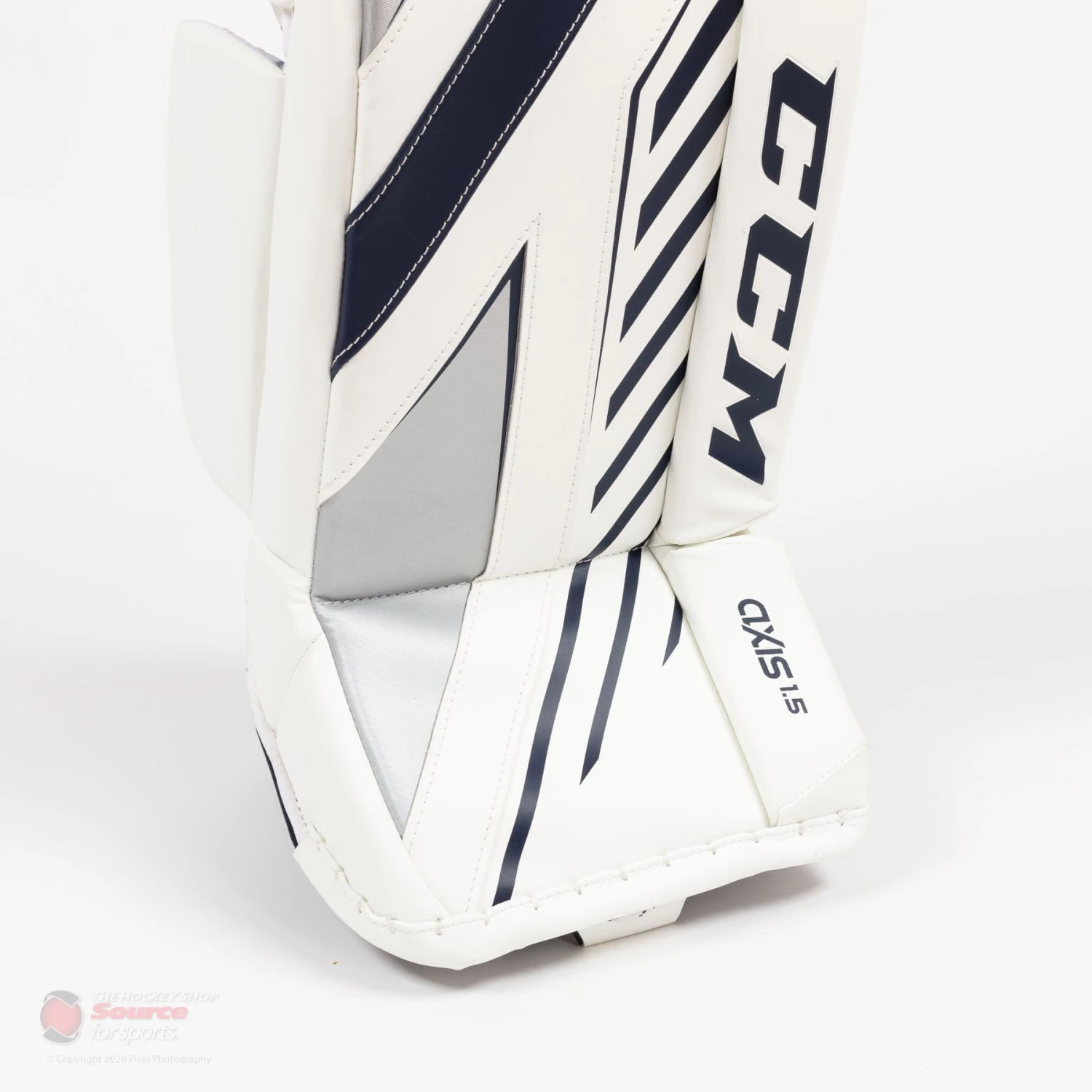 CCM Axis A1.5 Junior Goalie Leg Pads - Image 3