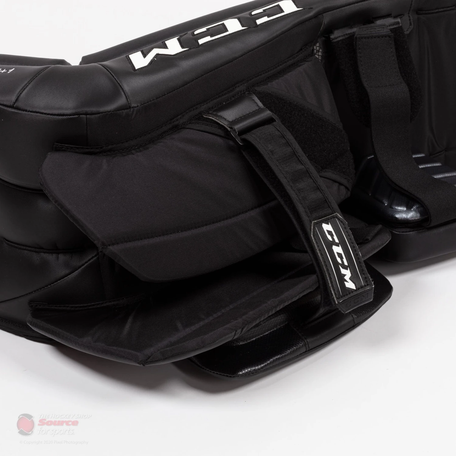 CCM Axis Senior Goalie Leg Pads - Image 8