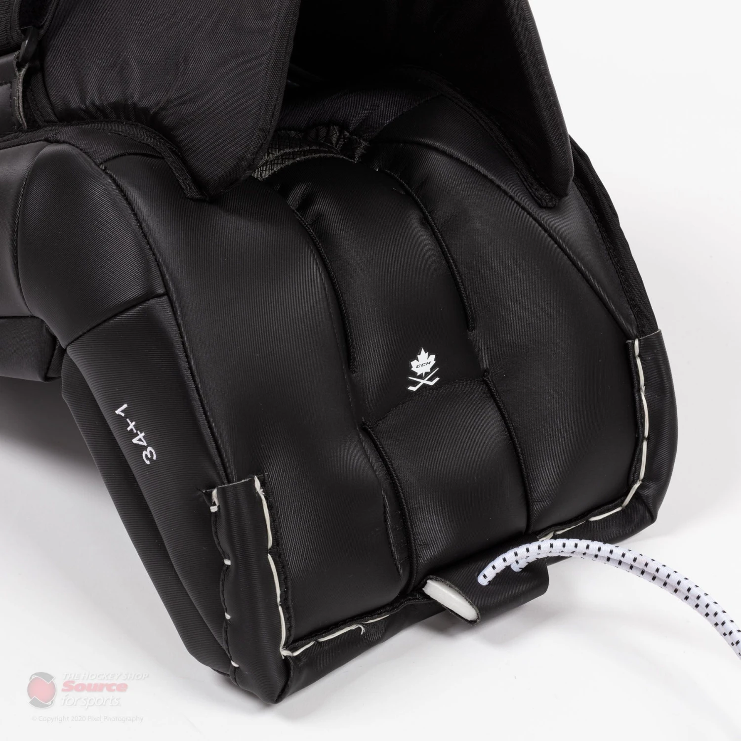 CCM Axis Senior Goalie Leg Pads - Image 7