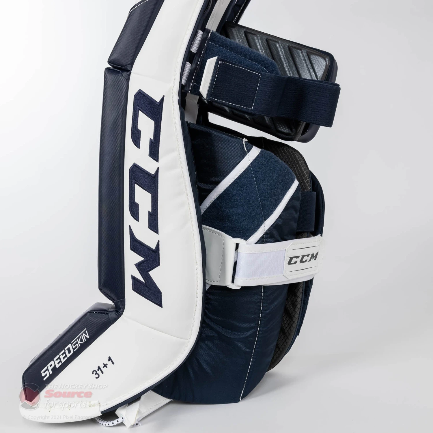 CCM Extreme Flex E5.9 Intermediate Goalie Leg Pads - Image 5