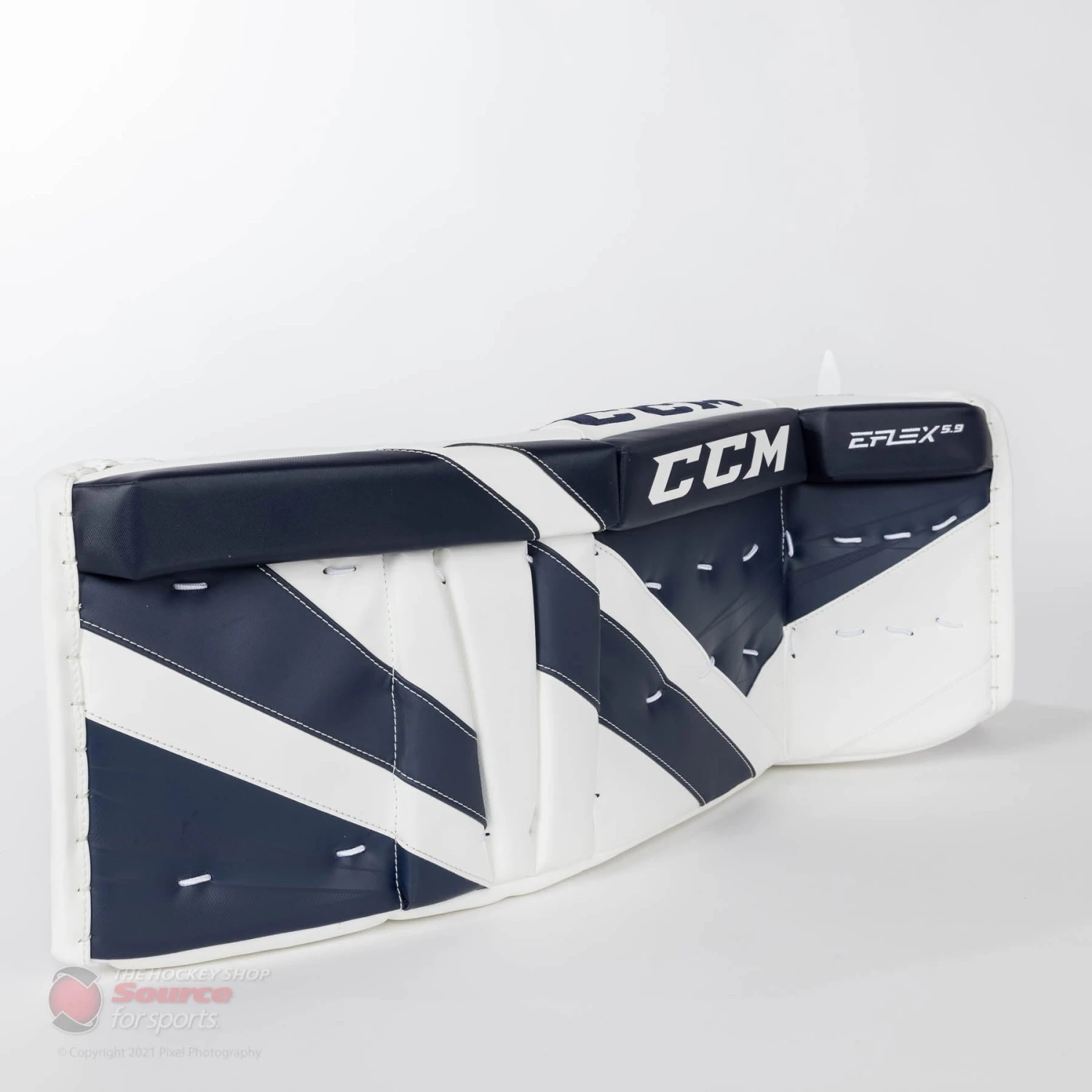CCM Extreme Flex E5.9 Intermediate Goalie Leg Pads - Image 2