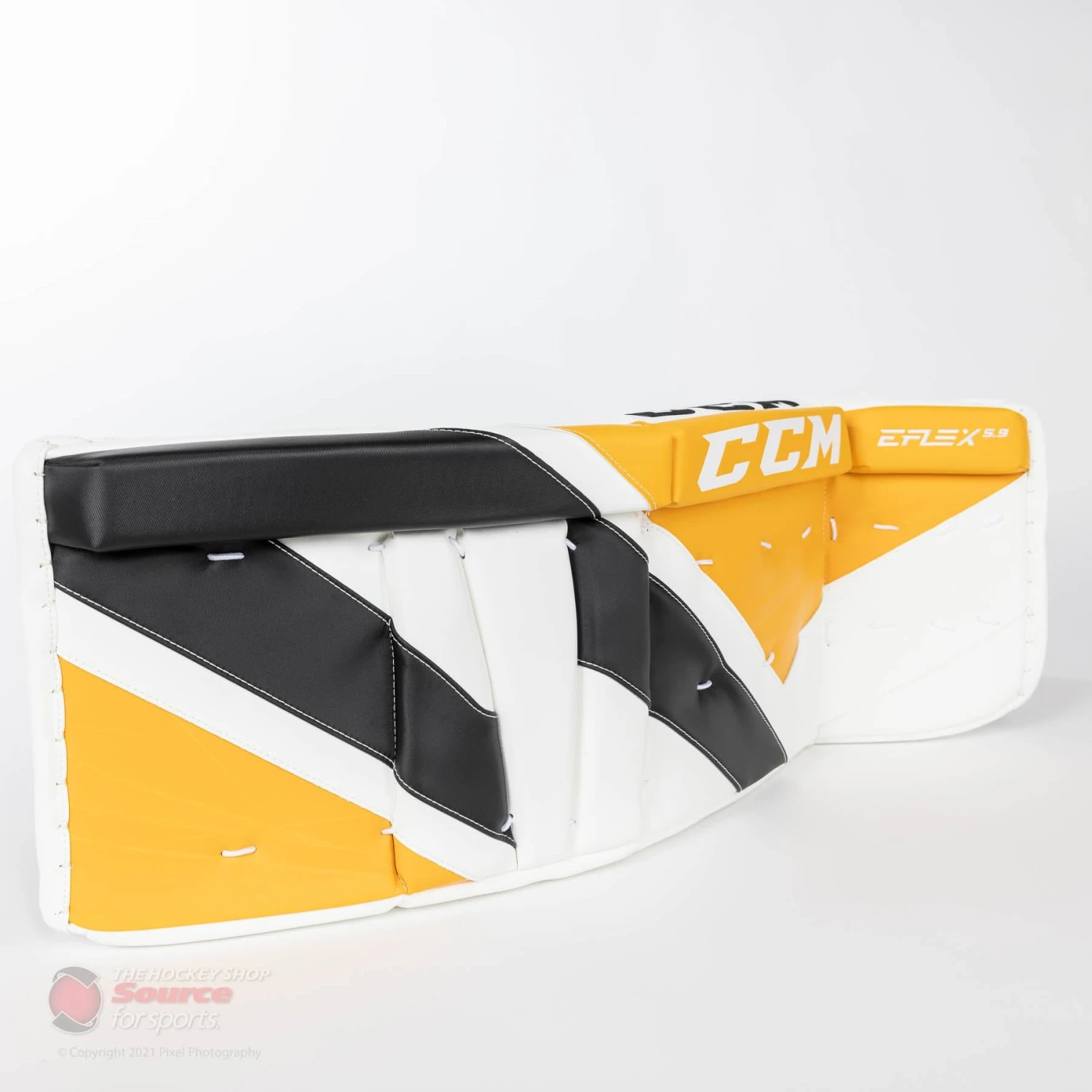 CCM Extreme Flex E5.9 Senior Goalie Leg Pads - Image 2