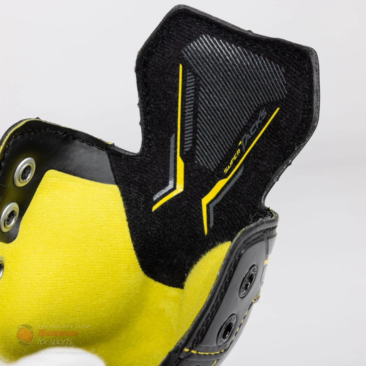 CCM Super Tacks 9370R Youth Roller Hockey Skates - Image 13