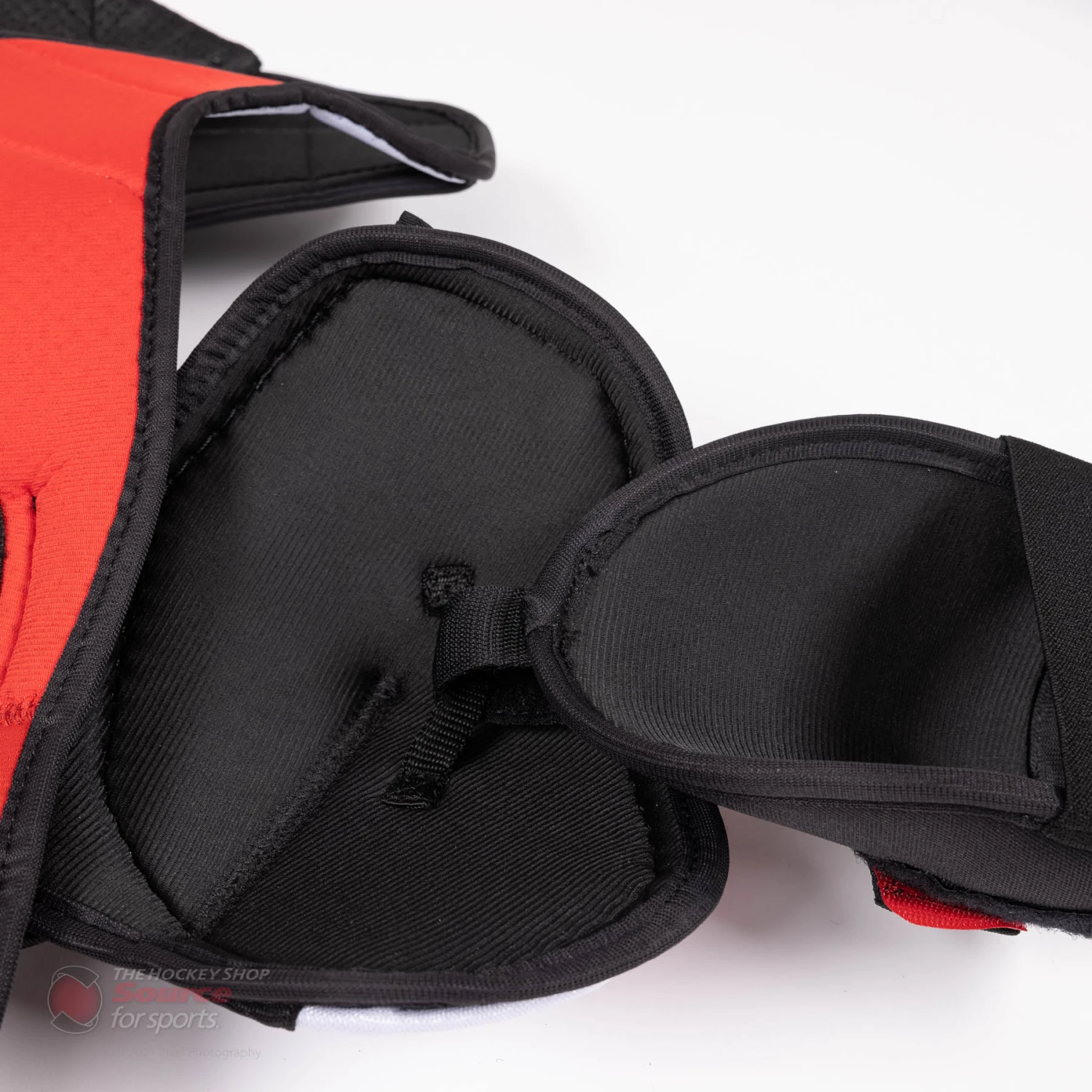 CCM Jetspeed FT485 Senior Hockey Shoulder Pads - Image 11