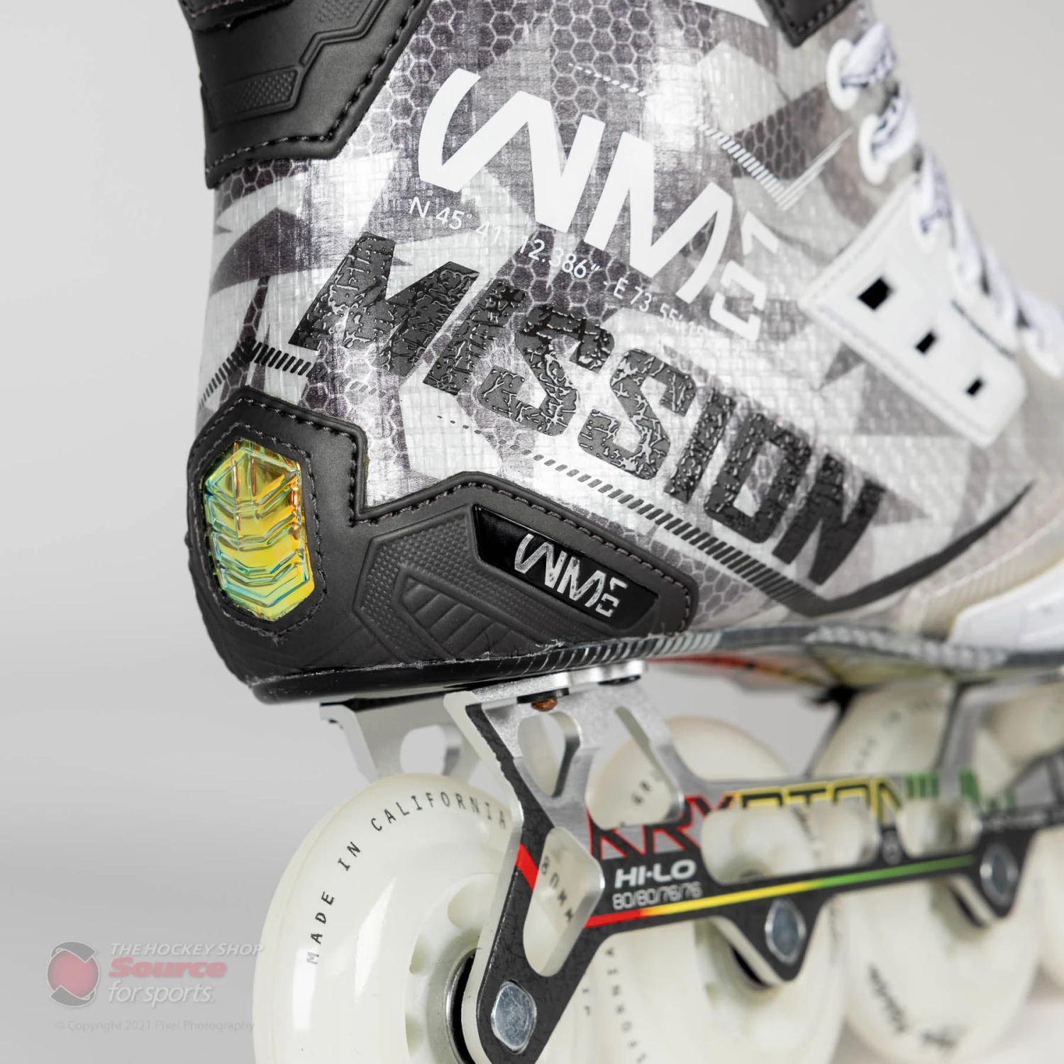 Mission Inhaler WM01 Senior Roller Hockey Skates - Image 3