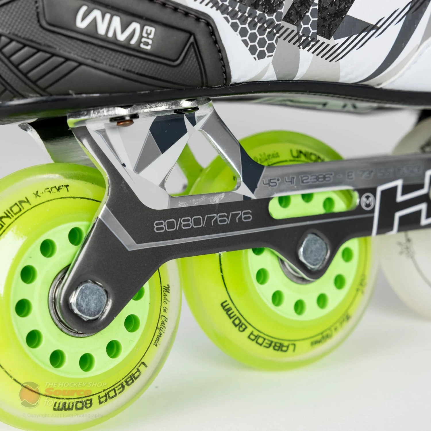 Mission Inhaler WM03 Senior Roller Hockey Skates - Image 7