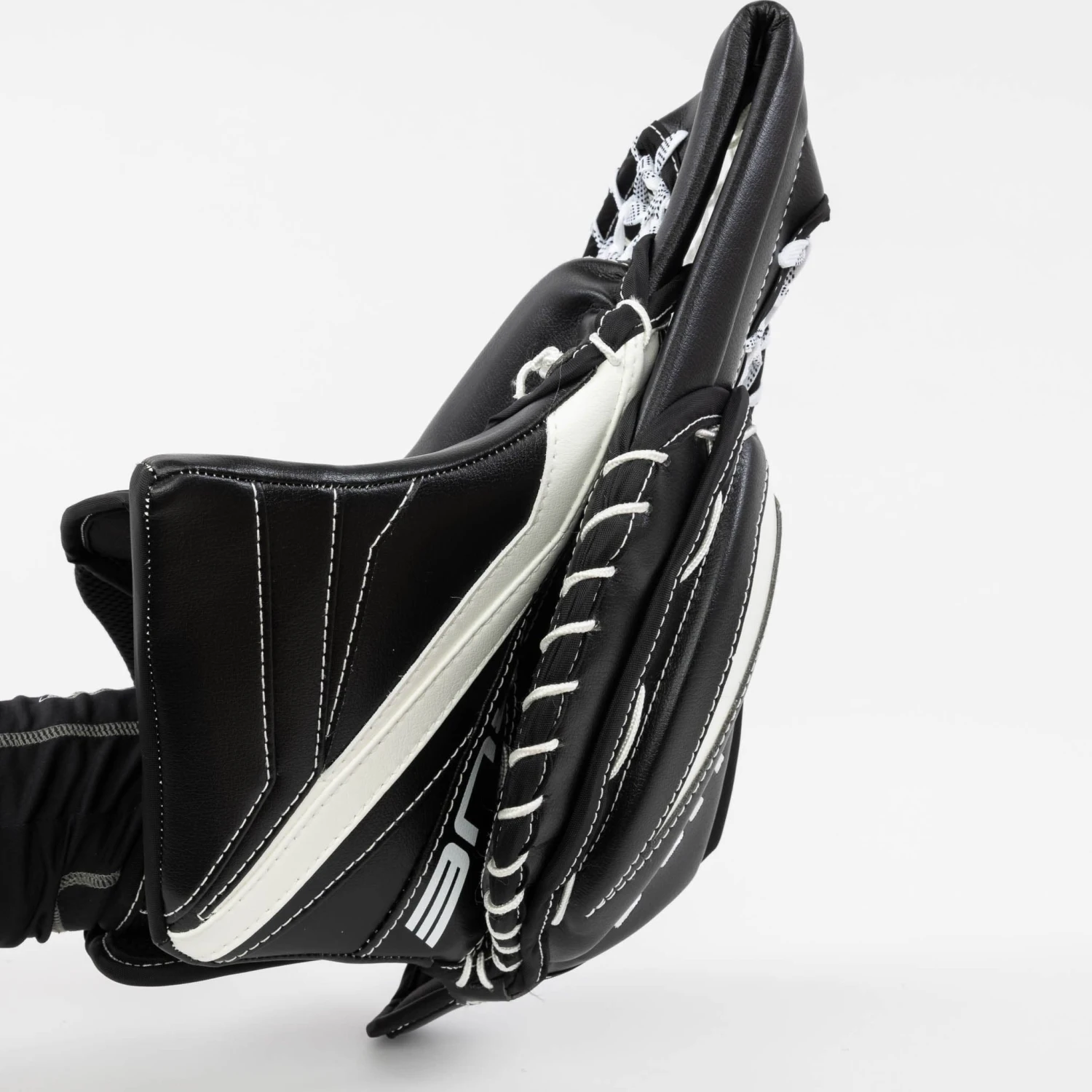 TRUE L12.2 Senior Goalie Catcher - Domestic (600 Degree) - Image 2