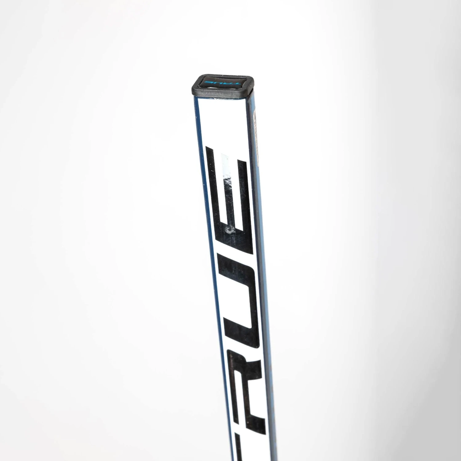 TRUE AX3 Junior Hockey Stick - Image 10