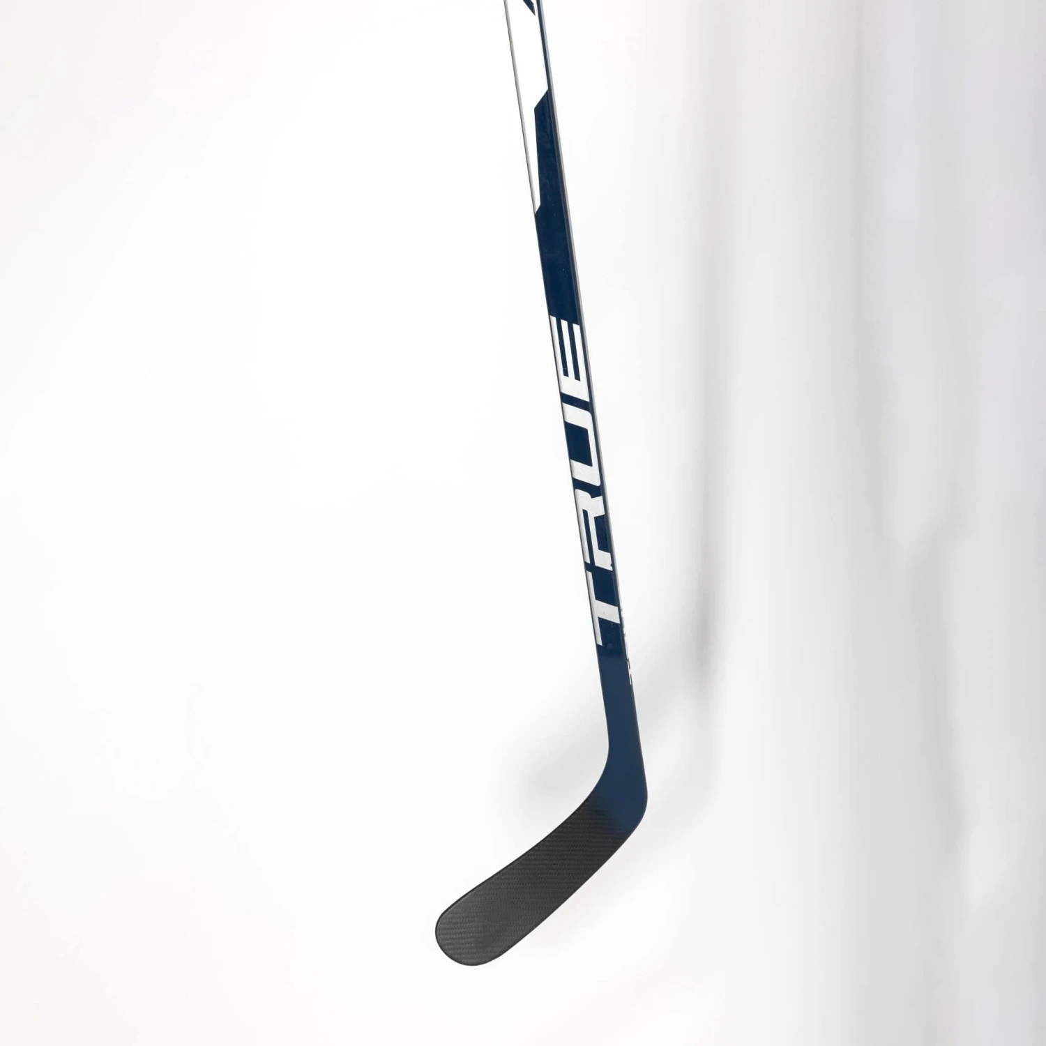 TRUE AX3 Senior Hockey Stick - Image 2