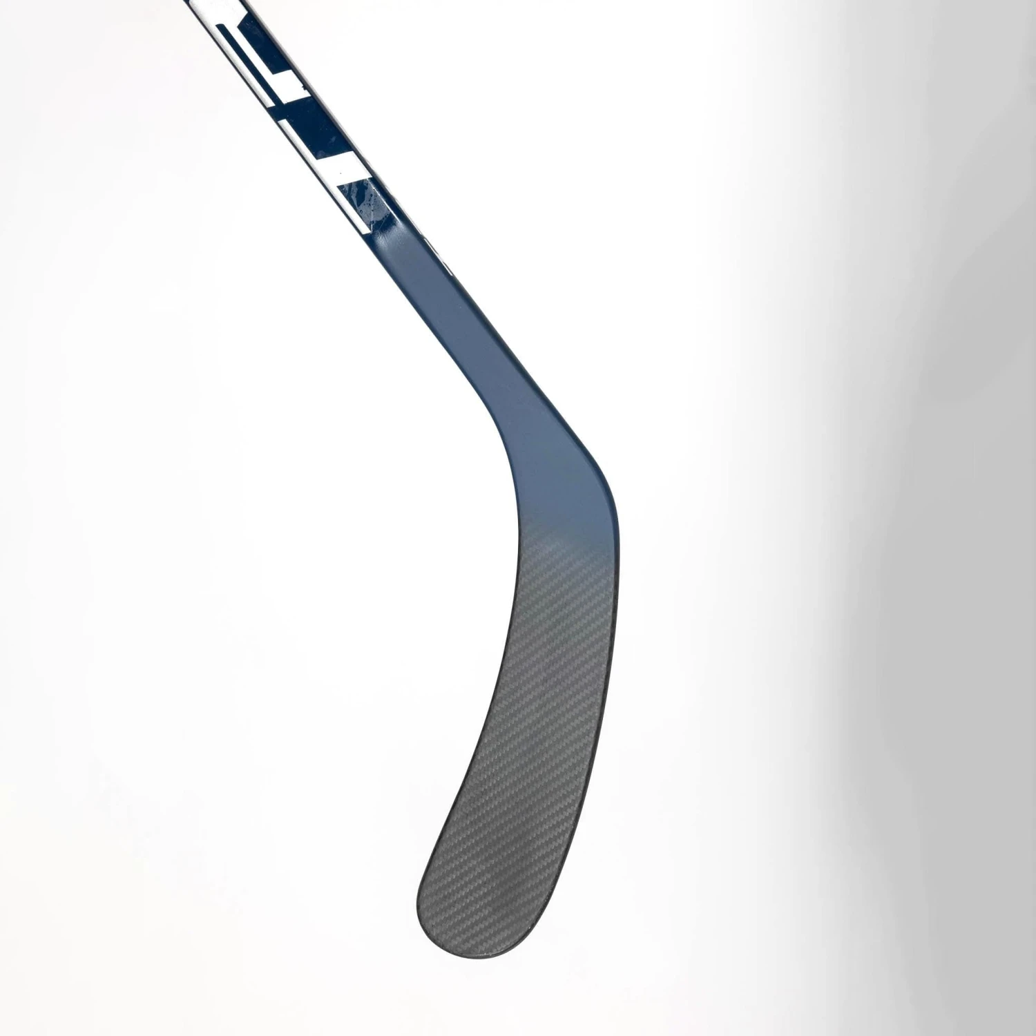TRUE AX3 Senior Hockey Stick - Image 4
