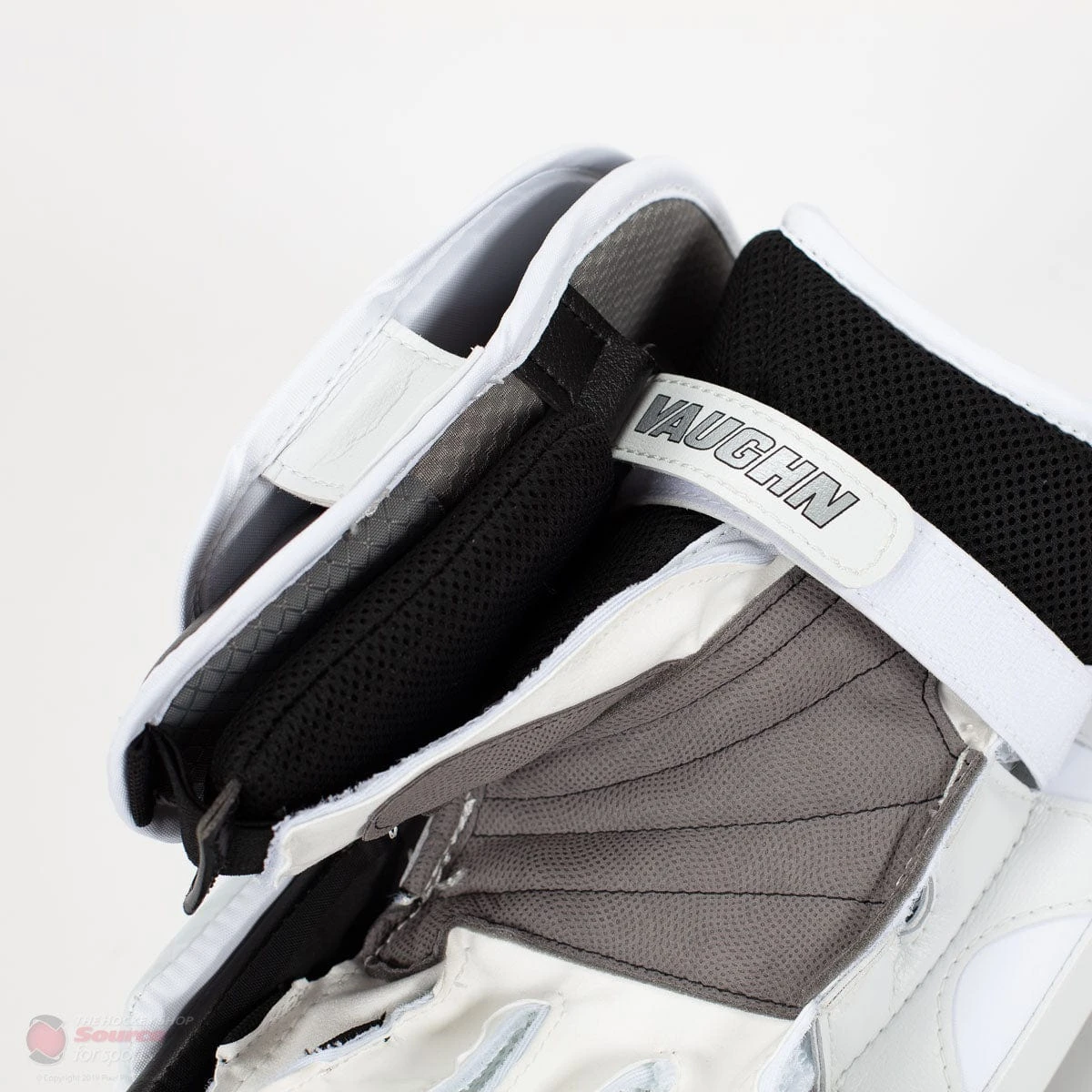 Vaughn Ventus SLR2 Intermediate Goalie Blocker - Image 9