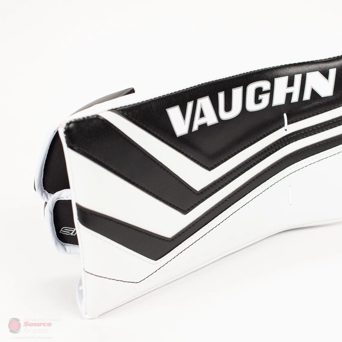 Vaughn Ventus SLR2 Intermediate Goalie Blocker - Image 2