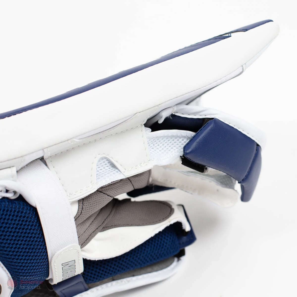 Vaughn Ventus SLR2 Junior Goalie Blocker - Image 4