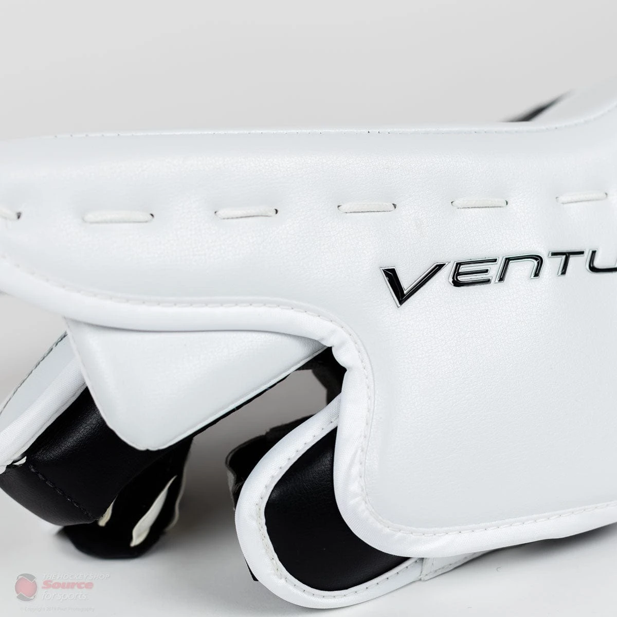 Vaughn Ventus SLR2 Pro Carbon Senior Goalie Blocker - Image 3