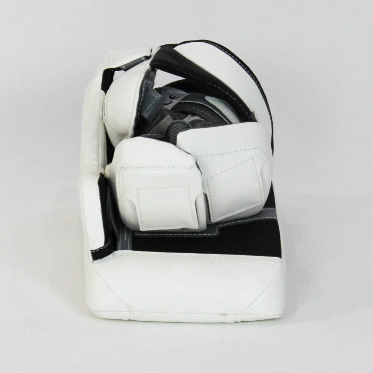 Warrior Ritual GT Intermediate Goalie Blocker - Demo A - Image 6
