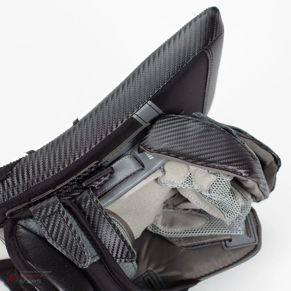 Warrior Ritual GT2 Intermediate Goalie Blocker - Source Exclusive - Image 4