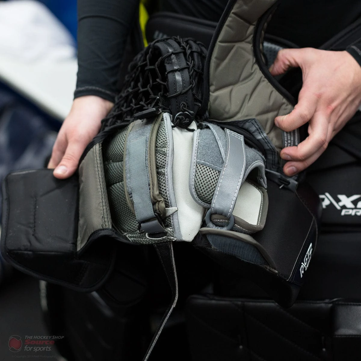 Warrior Ritual GT2 Pro Senior Goalie Catcher - Image 14