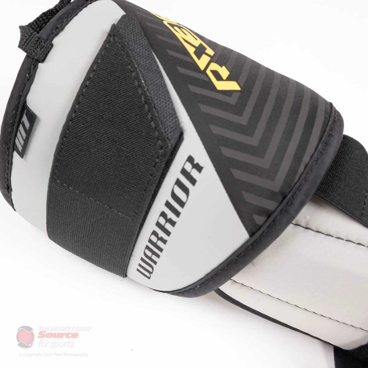 Warrior Ritual X3 E Intermediate Goalie Knee Pads - Image 2